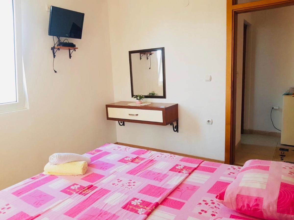 Апартаменты Apartments Flamingo Улцинь-8